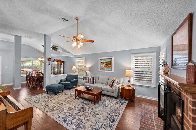2066 Briarcliff Road, Lewisville, TX 75067
