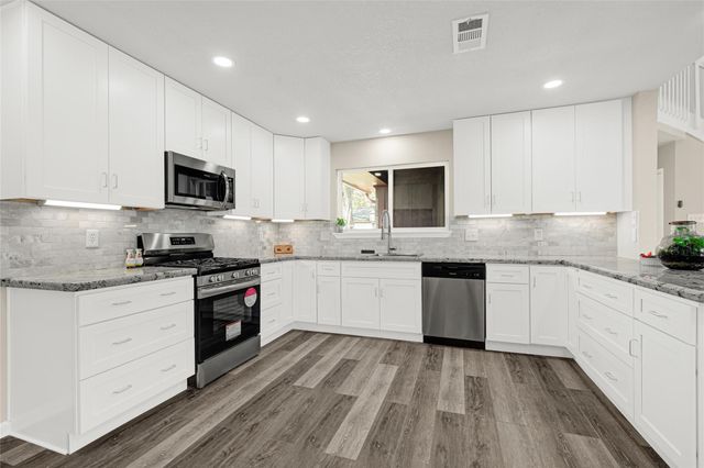 12514 Hideaway Park Drive, Cypress, TX 77429