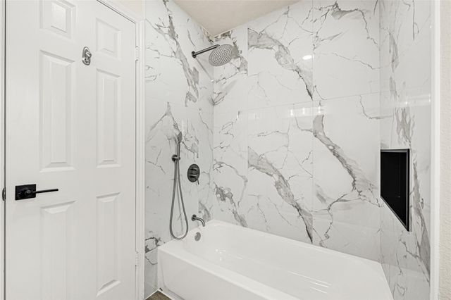 12514 Hideaway Park Drive, Cypress, TX 77429