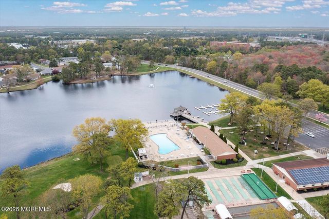 178A Sterling Court, Lakewood, NJ 08701
