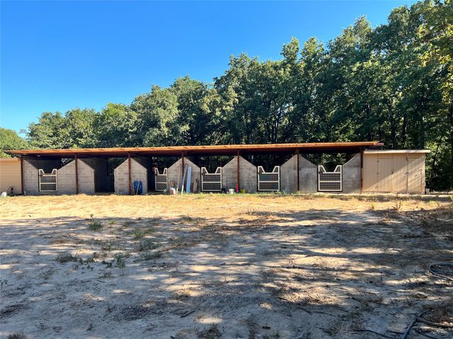 1327 County Road 3702, Quinlan, TX 75474