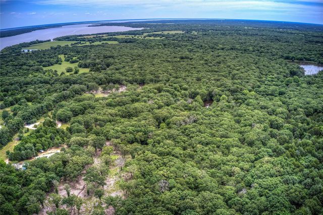 1327 County Road 3702, Quinlan, TX 75474