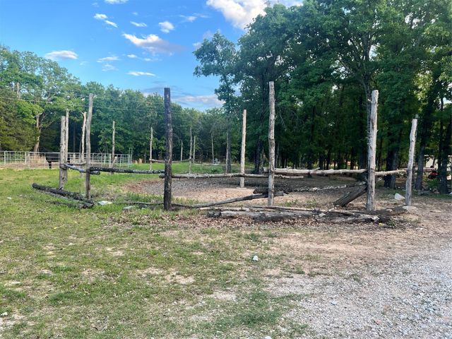 1327 County Road 3702, Quinlan, TX 75474