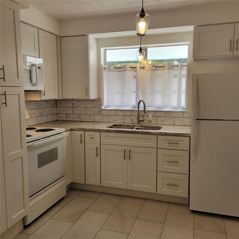 3439 MCINTOSH ROAD, Sarasota, FL 34232