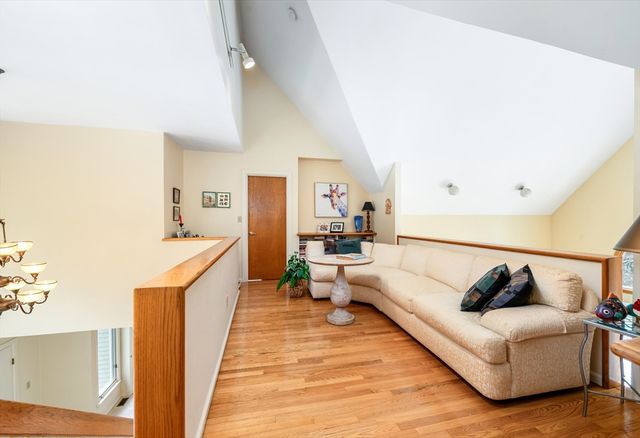 375 Atherton St, Milton, MA 02186