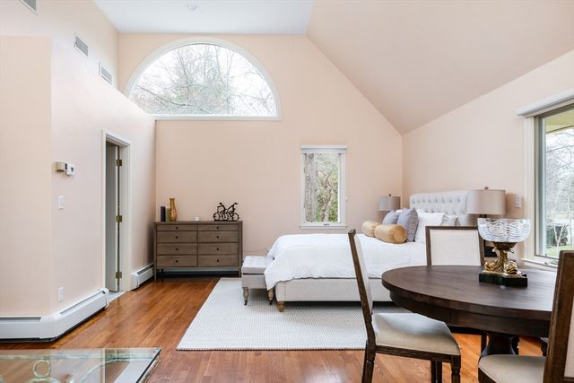 375 Atherton St, Milton, MA 02186