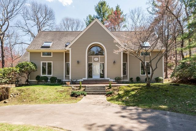 375 Atherton St, Milton, MA 02186