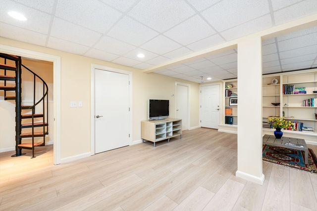375 Atherton St, Milton, MA 02186
