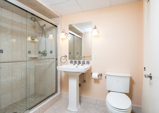 375 Atherton St, Milton, MA 02186