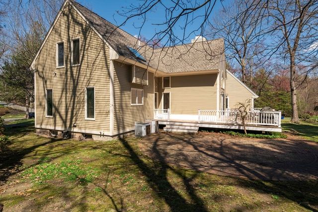 375 Atherton St, Milton, MA 02186