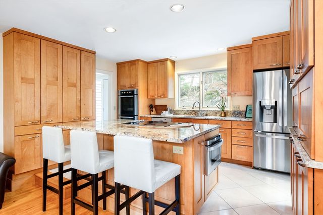 375 Atherton St, Milton, MA 02186
