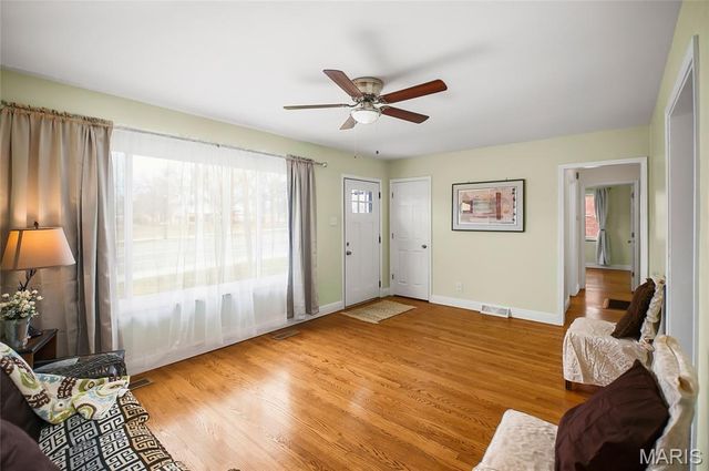11344 Manchester Road, Kirkwood, MO 63122