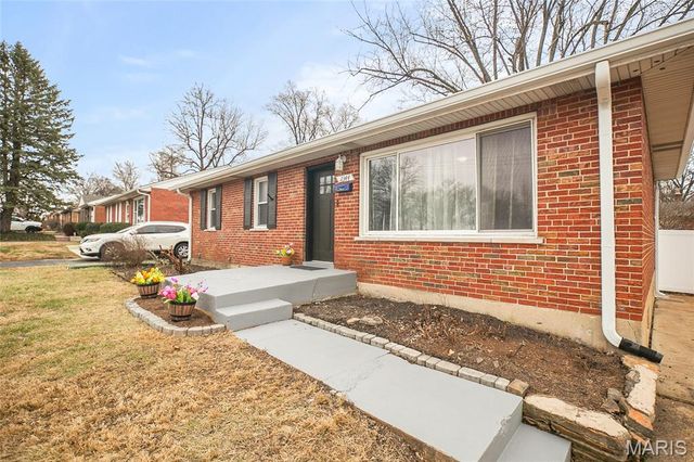 11344 Manchester Road, Kirkwood, MO 63122