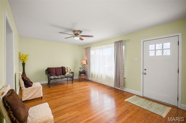 11344 Manchester Road, Kirkwood, MO 63122
