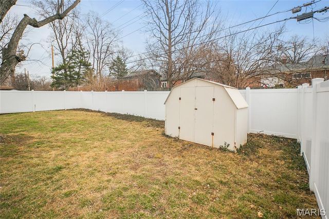 11344 Manchester Road, Kirkwood, MO 63122
