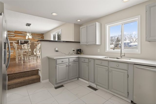 47 Alderbush Lane, Hamlin, NY 14464