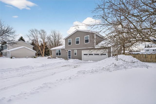 47 Alderbush Lane, Hamlin, NY 14464