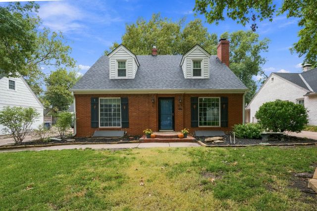 115 N Ridgewood Drive, Wichita, KS 67208