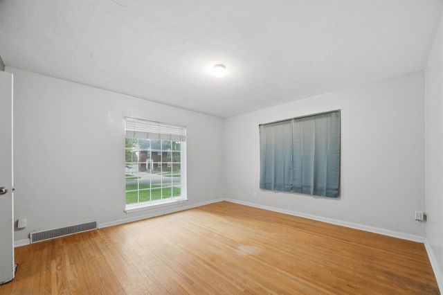 115 N Ridgewood Drive, Wichita, KS 67208