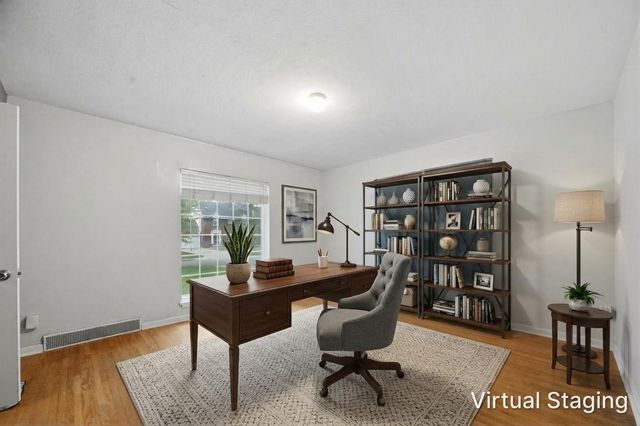 115 N Ridgewood Drive, Wichita, KS 67208