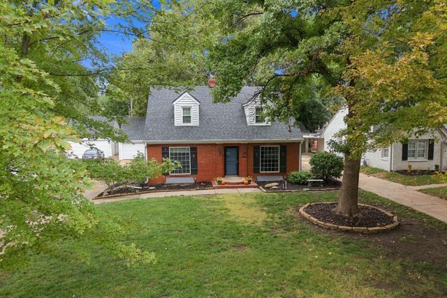 115 N Ridgewood Drive, Wichita, KS 67208