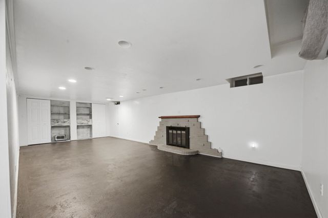 115 N Ridgewood Drive, Wichita, KS 67208