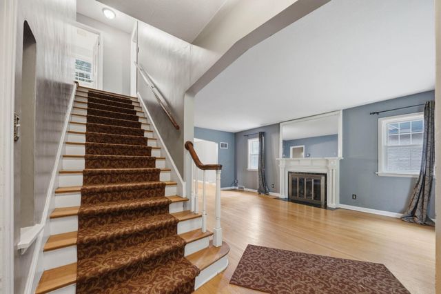 115 N Ridgewood Drive, Wichita, KS 67208