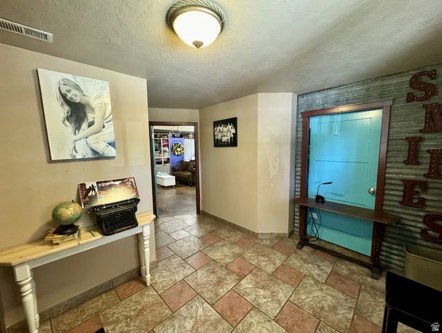 797 N WASHINGTON BLVD, Harrisville, UT 84404