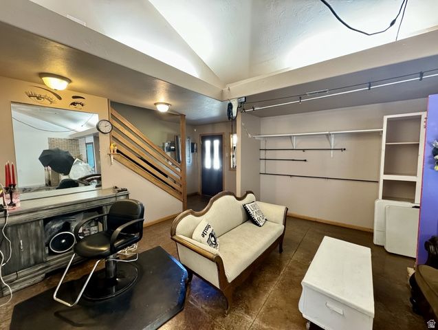 797 N WASHINGTON BLVD, Harrisville, UT 84404