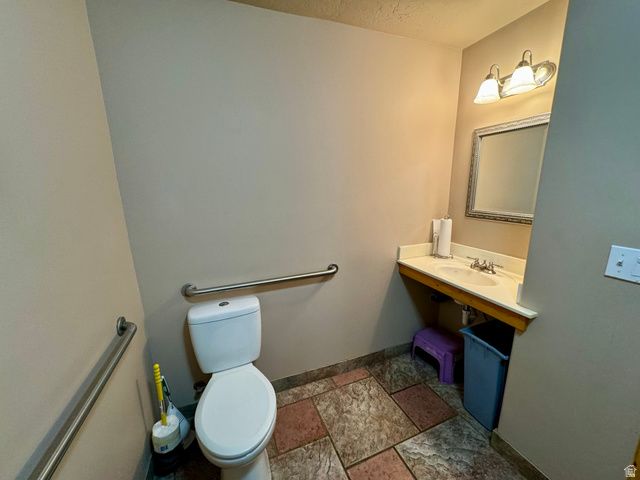 797 N WASHINGTON BLVD, Harrisville, UT 84404