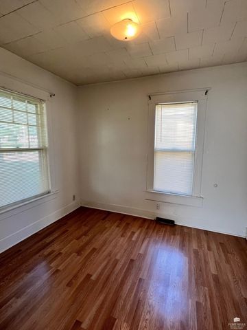 236 W 10th Street, Junction City, KS 66441