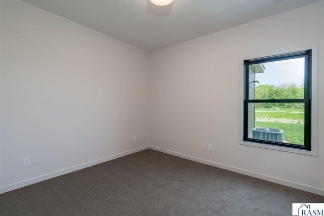 2112 Deerwood Drive, North Mankato, MN 56003