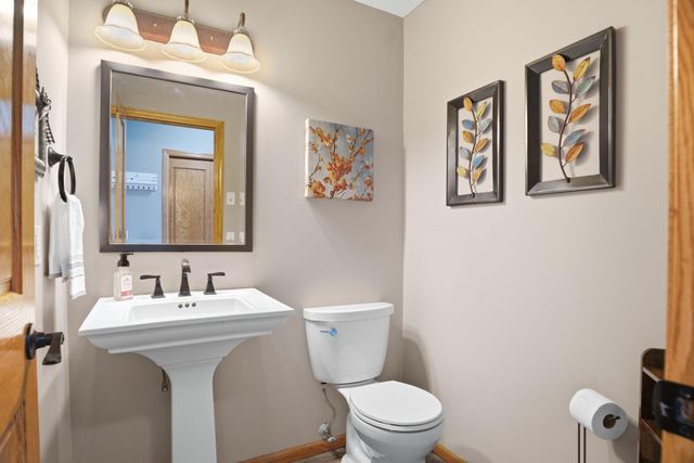 15037 Staples Street NE, Ham Lake, MN 55304