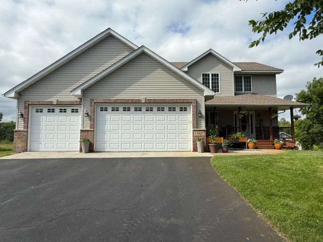 15037 Staples Street NE, Ham Lake, MN 55304