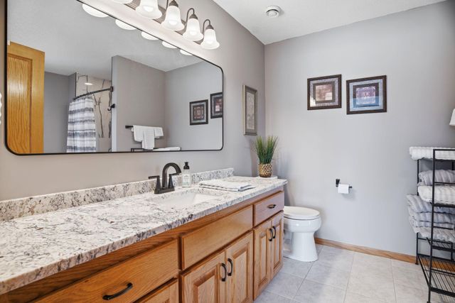 15037 Staples Street NE, Ham Lake, MN 55304