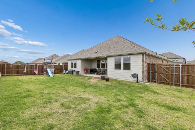 3910 Sage Drive, Farmersville, TX 75442