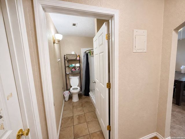 807 SW 24th St, San Antonio, TX 78207