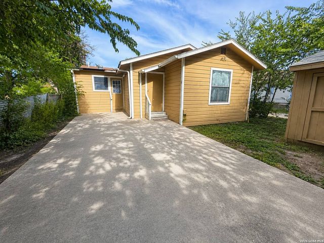 807 SW 24th St, San Antonio, TX 78207