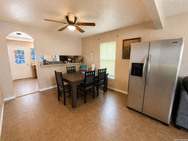 807 SW 24th St, San Antonio, TX 78207