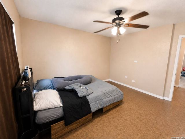 807 SW 24th St, San Antonio, TX 78207