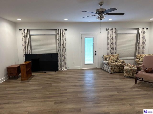 304 Sweet Grass Circle, Elizabethtown, KY 42701