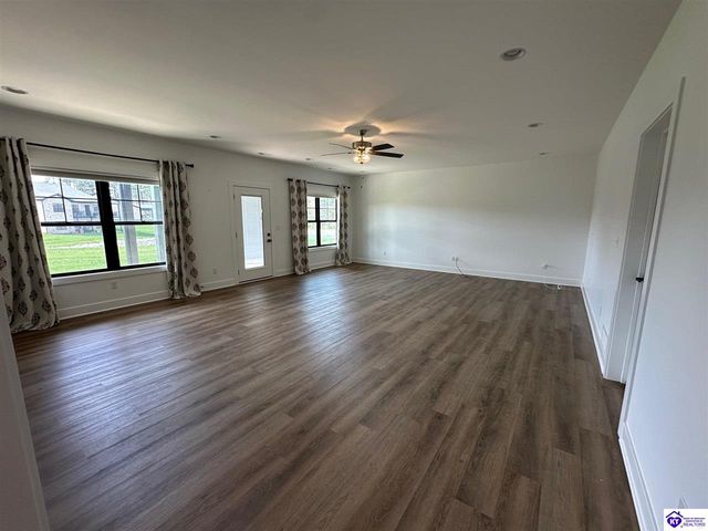 304 Sweet Grass Circle, Elizabethtown, KY 42701