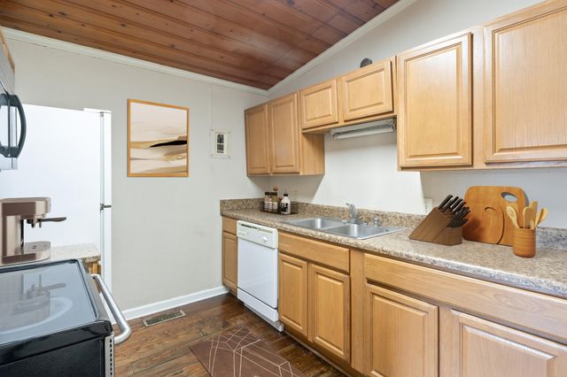 111 N Hollywood Dr. Unit B, Surfside Beach, SC 29575