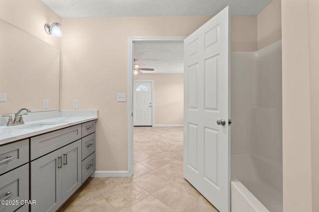 1807 E 9th Street, Panama City, FL 32401