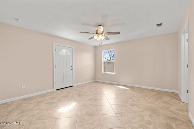 1807 E 9th Street, Panama City, FL 32401