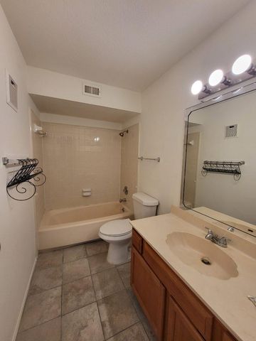 7649 Cambridge Street 7649, Houston, TX 77054