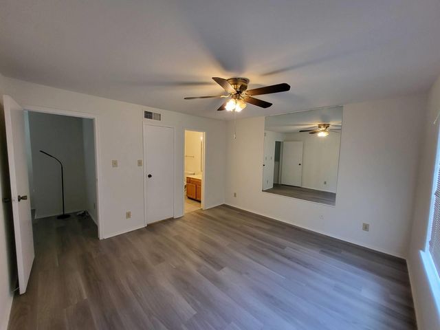 7649 Cambridge Street 7649, Houston, TX 77054