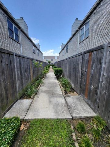 7649 Cambridge Street 7649, Houston, TX 77054