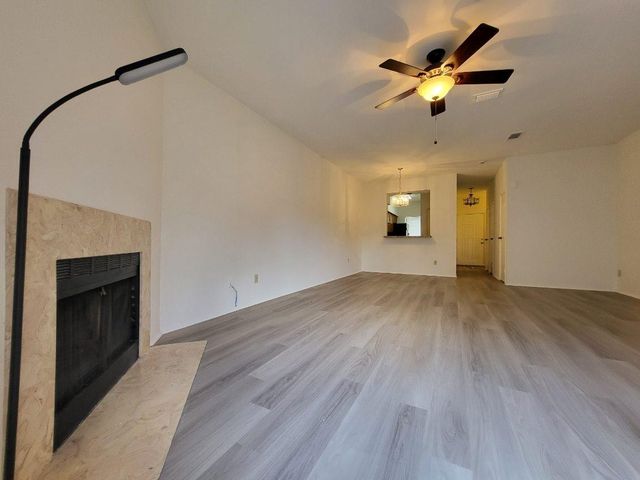 7649 Cambridge Street 7649, Houston, TX 77054