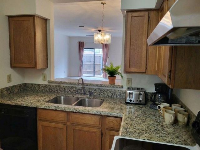 7649 Cambridge Street 7649, Houston, TX 77054